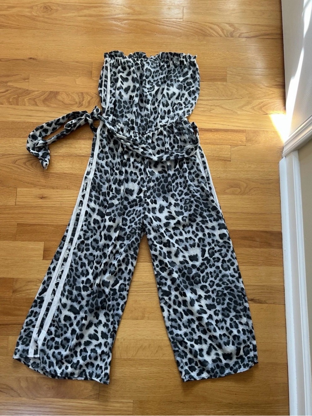 Vintage Havana Leopard Print Strapless Belted Wide-Leg Jumpsuit - Size Small